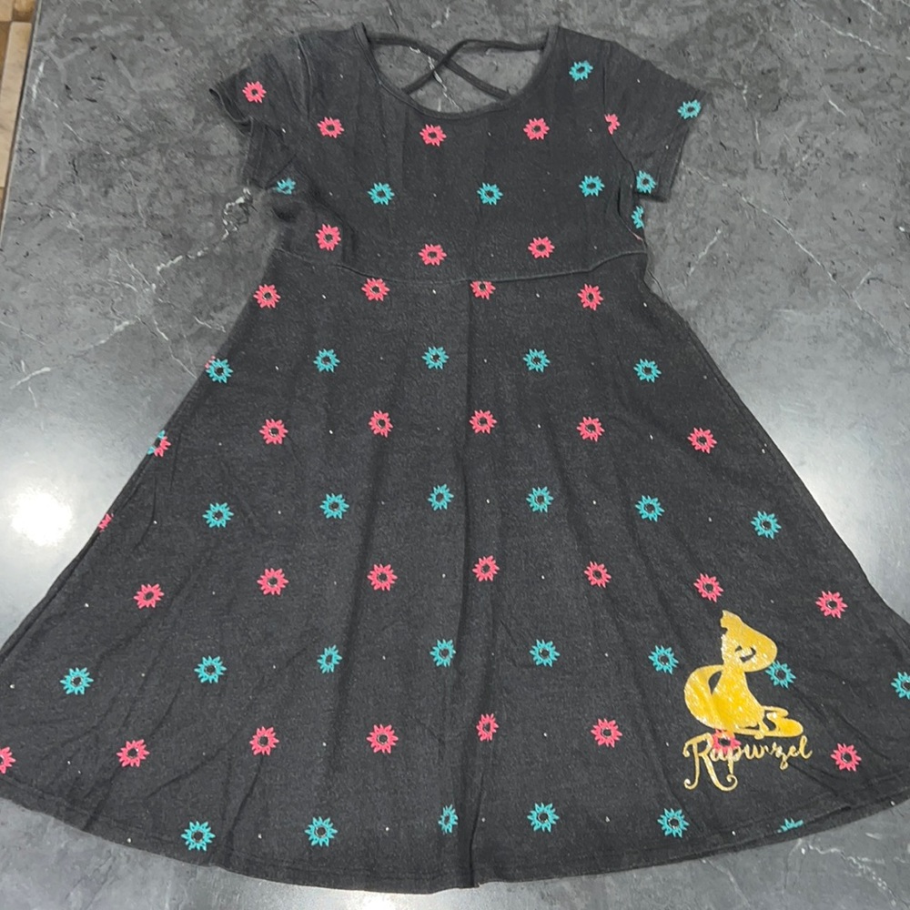 Disney Limited edition collection size 6